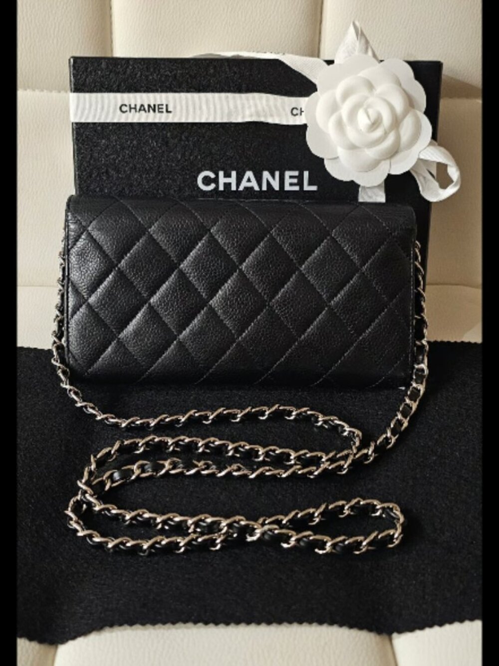 Authentic Chanel Black Caviar Quilted Wallet Silver Hardware Crossbody - Picture 6 of 13